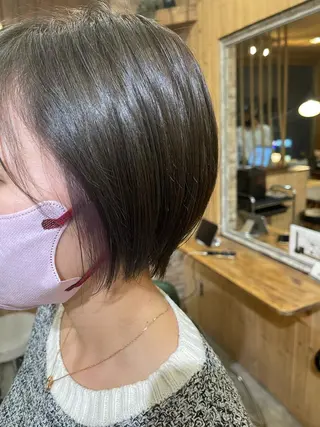 ショート ハイトーン belle ナホのヘアスタイル