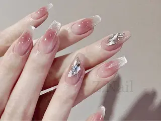 ネイル Z.Nail Salonのネイルデザイン