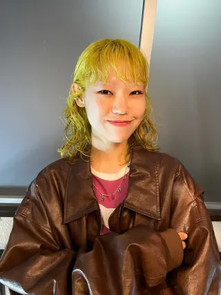 ミディアム カラー パーマ 🎀透明感カラー 韓国ヘア🎀mahoのヘアスタイル