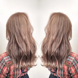ミディアム カラー 伊藤 舜斗のヘアスタイル