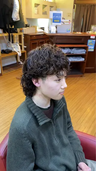 セミロング パーマ メンズ メンズ特化 岸本 阪急六甲サロンドロイのヘアスタイル