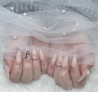 ネイル Dyo Nail_Royalのネイルデザイン