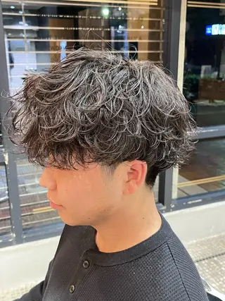 ミディアム パーマ メンズ 濵田 蘭のヘアスタイル