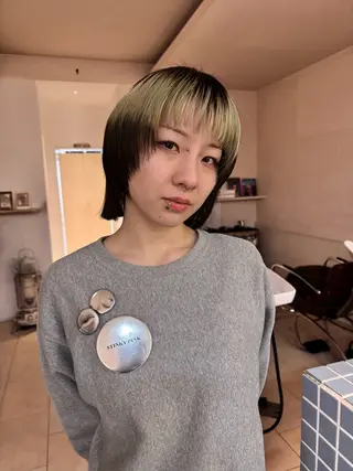 ミディアム kai🐇透明感 カラー/レイヤーのヘアスタイル