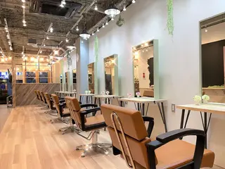 カラー NicoRE. 大人女子×髪質改善のヘアスタイル