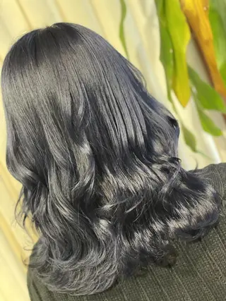 セミロング カラー ハイトーン得意😍 Lumiereのヘアスタイル
