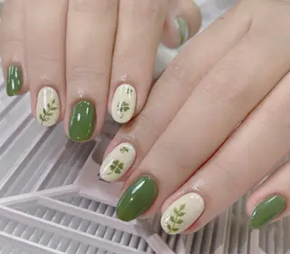ネイル Hin Hana Nailのネイルデザイン