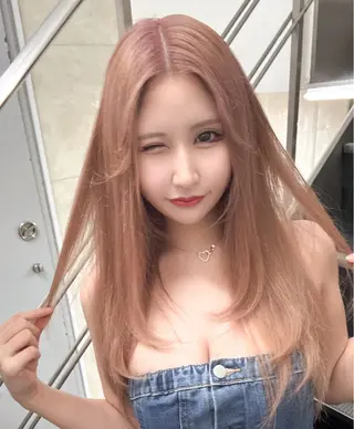 セミロング カラー 北沢 隆のヘアスタイル