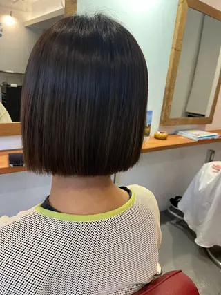 ショート 大塚 友絵のヘアスタイル
