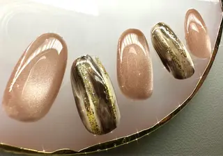 ネイル Nailist Erikaのネイルデザイン