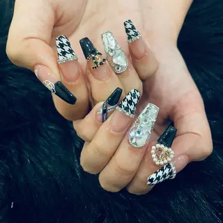 ネイル Tinaネイル 難波のネイルデザイン