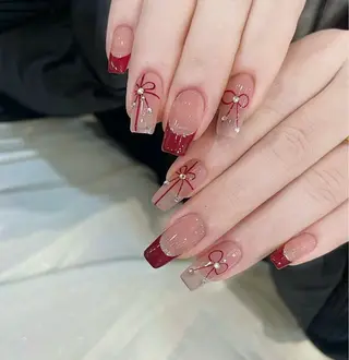 ネイル D-BEAUTY Nailsalonのネイルデザイン