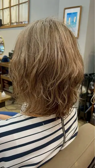 ミディアム パーマ Hair ruup 平良那生のヘアスタイル