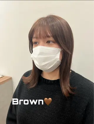 カラー オグニ ヒマリのヘアスタイル