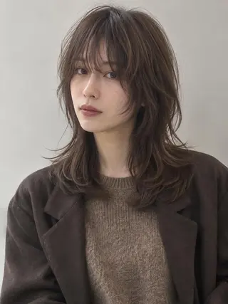 セミロング カラー パーマ "オトナ髪”/ LAKA TOCCAのヘアスタイル