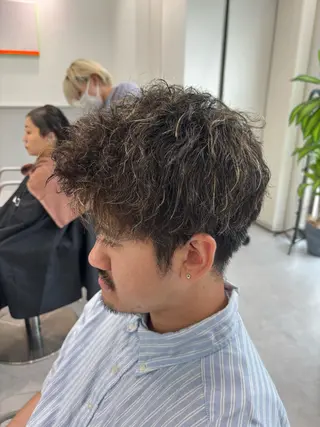 カラー メンズ メンズ特化 メンズパーマ杉本のヘアスタイル