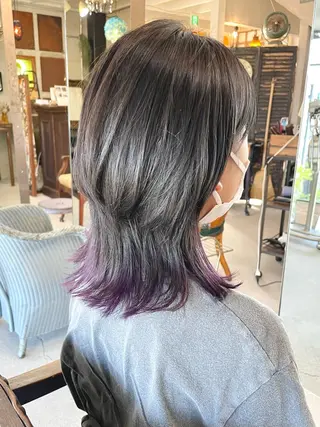 ミディアム カラー 岡田 恭明のヘアスタイル