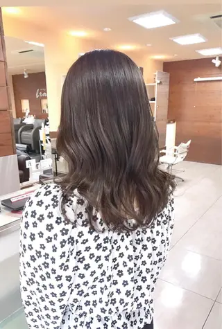 ショート レイヤー/艶髪カラー 森本くるみのヘアスタイル