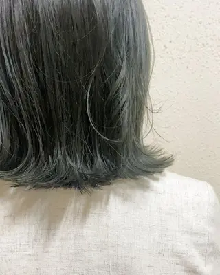 ミディアム カラー ツキノキ　ミナ 8月から西梅田店のヘアスタイル