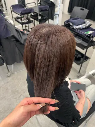 ミディアム Natsumi / 透明感艶カラーのヘアスタイル