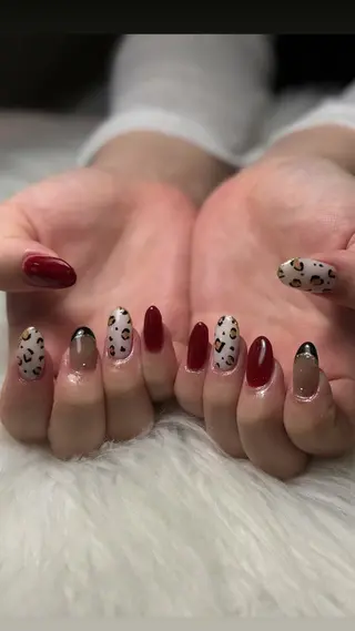 ネイル ネイルサロン ティアラのネイルデザイン