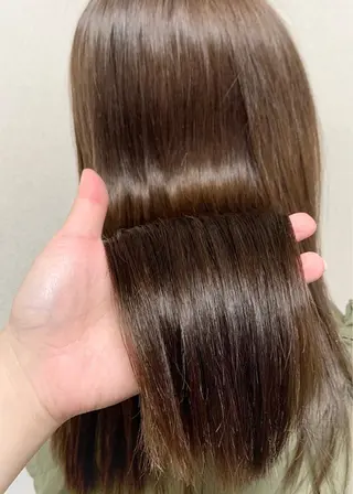 セミロング 髪質改善お任せ ください♪ひとみのヘアスタイル
