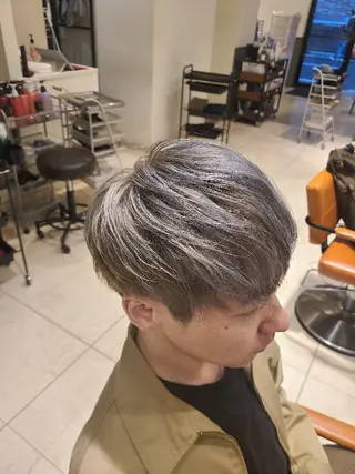 ショート カラー メンズ 中井 啓悟のヘアスタイル