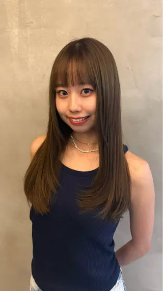 ロング 坪井 楓のヘアスタイル