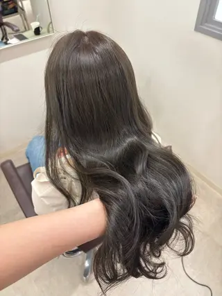 セミロング カラー 渋谷|透明感カラー 🫧🤍|rinaのヘアスタイル