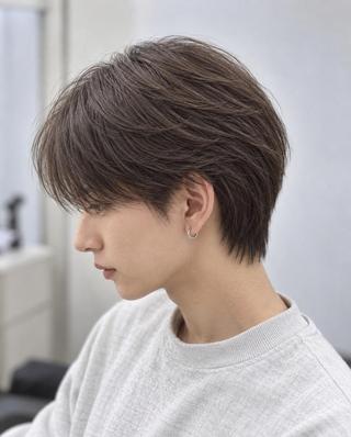 メンズ メンズカット眉WAX 専門スタイリスト岡田のヘアスタイル