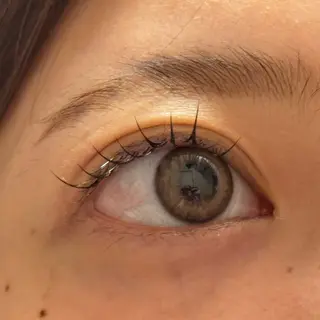 マツエク・マツパ U eのネイルデザイン