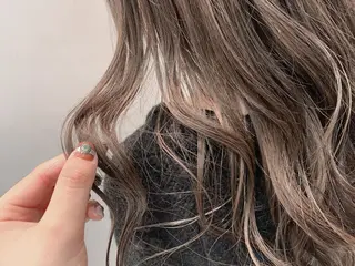ロング カラー 🦖鶴岡 香純🦖のヘアスタイル