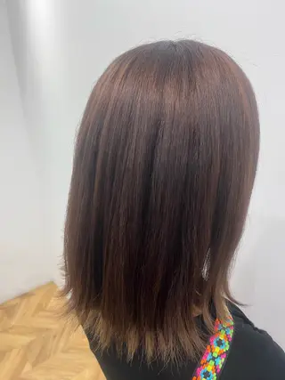 ミディアム カラー レイヤーカット/ GINJIのヘアスタイル