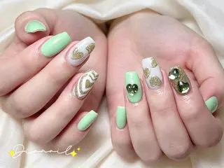 ネイル Dia nail サロンのネイルデザイン