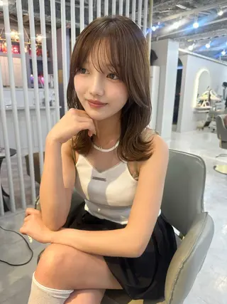 ミディアム 鎌倉 彩のヘアスタイル