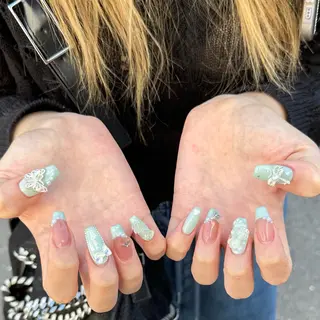 ロング yuka ⭐︎のネイルデザイン