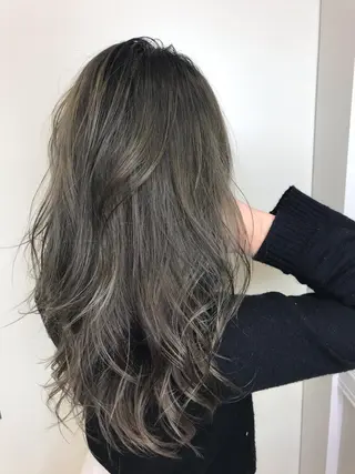 セミロング AVANCE 長尾 尚悟のヘアスタイル