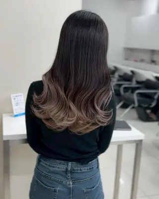 カラー ロング 【公式】amble luxe池袋東口🩷のヘアスタイル
