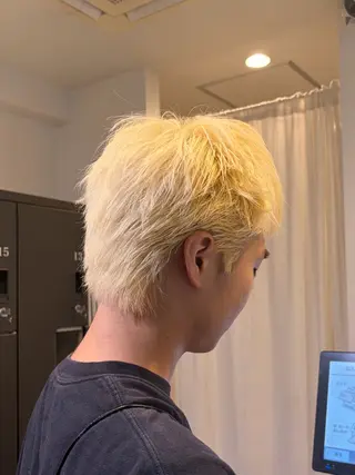 ショート カラー 中川 蓮のヘアスタイル