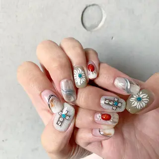 ヘアアレンジ ネイル マツエク・マツパ M. Shihoのネイルデザイン