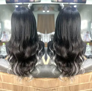 ロング カラー 韓国ヘアならお任せ♡ 馴染ませ達人👸yuのヘアスタイル