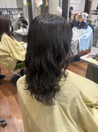 ミディアム パーマ レイヤー/コテパーマ 松本　希愛のヘアスタイル