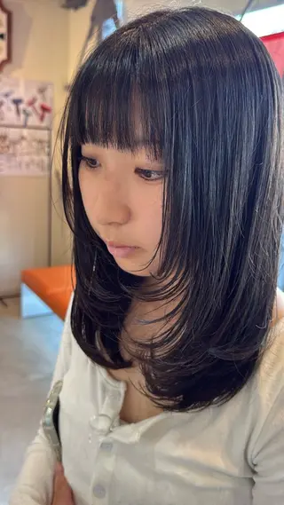 ミディアム 梅田 拓実のヘアスタイル