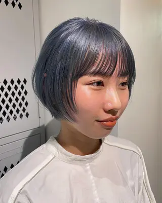 ショート カラー 佐伯 和佳のヘアスタイル