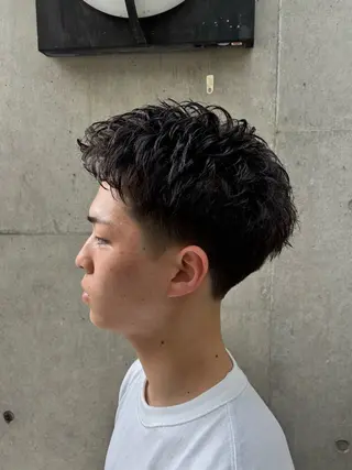 メンズ 表参道/スパイキー /センターパートのヘアスタイル