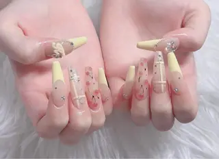 ネイル Julie NailSalonのネイルデザイン