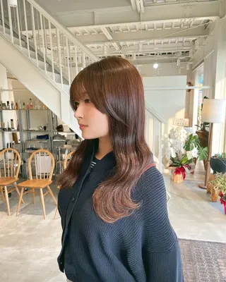 ロング カラー 安西 香利奈のヘアスタイル