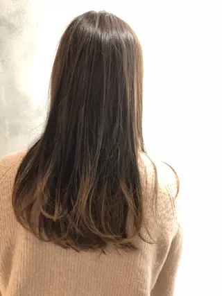 カラー shinka omotesandoのヘアスタイル