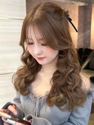 セミロング カラー ヘアアレンジ 芳賀 莉菜のヘアスタイル
