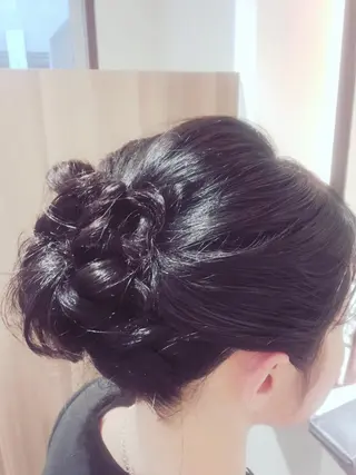 ミディアム ヘアアレンジ yoshimi .のヘアスタイル
